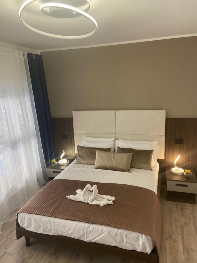 Hotel Plaza Ungheria Palermo Exteriör bild