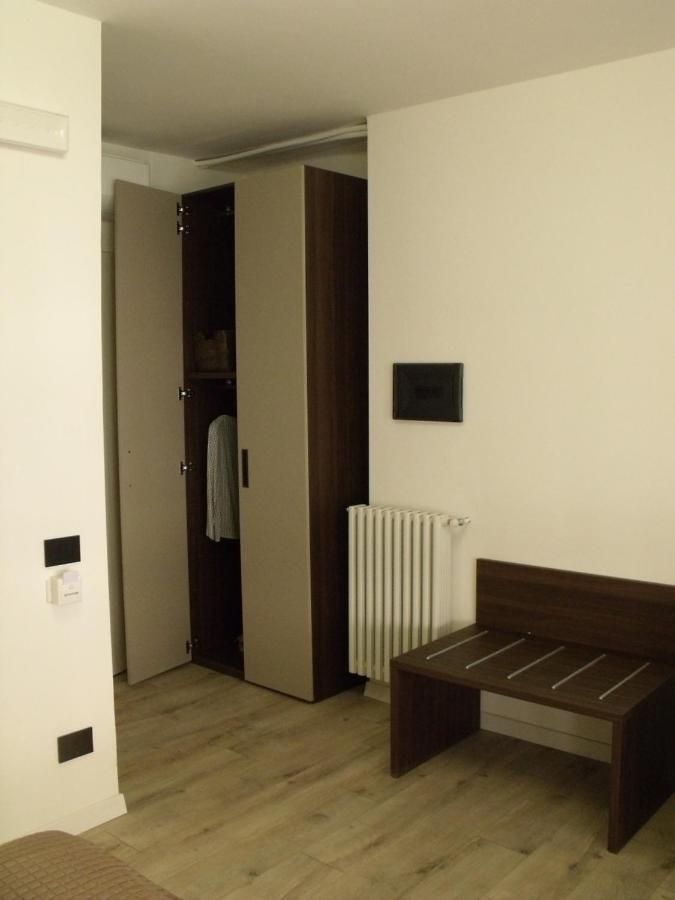 Hotel Plaza Ungheria Palermo Exteriör bild